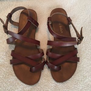 Sandals - brown
